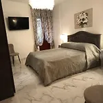 In - Luxury Venedik