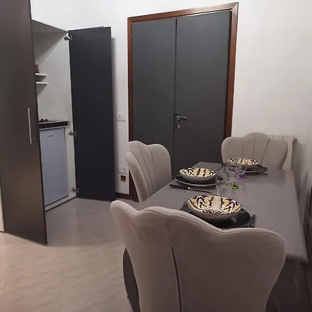 In - Luxury Апартаменты *